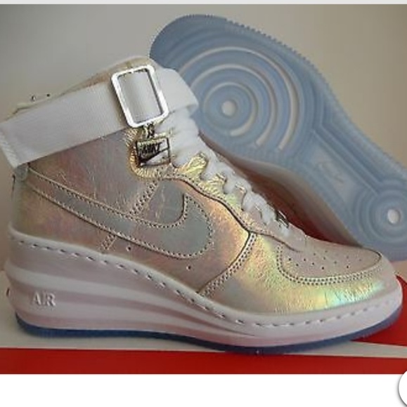 ISO!! - Picture 1 of 1